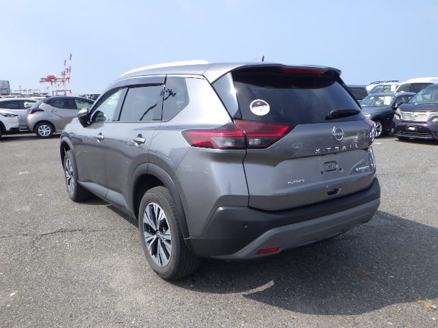 2022 Grey Nissan Xtrail EFORCE