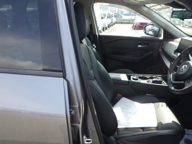 2022 Grey Nissan Xtrail EFORCE