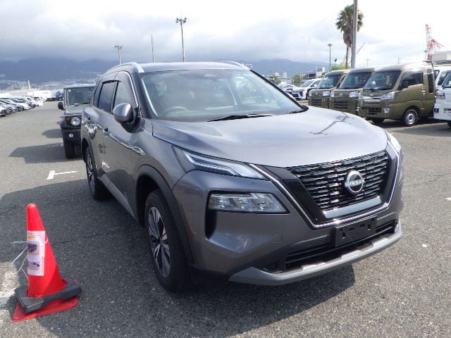2022 Grey Nissan Xtrail EFORCE
