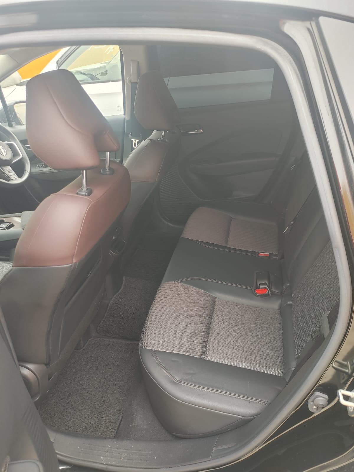 2022 Black Note Aura