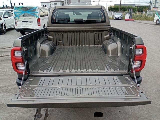 2023 Toyota Hilux Diesel