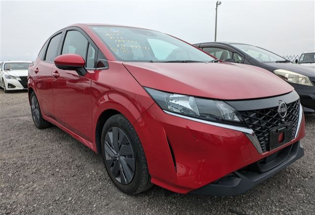 2022 Red Nissan Note