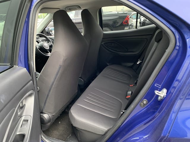 2022 Blue Toyota Yaris Cross