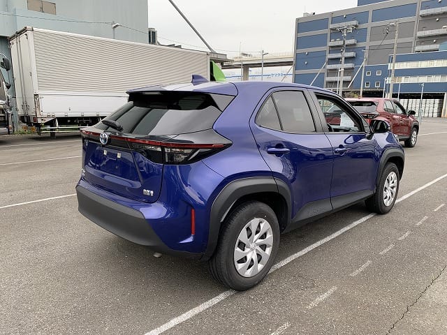 2022 Blue Toyota Yaris Cross