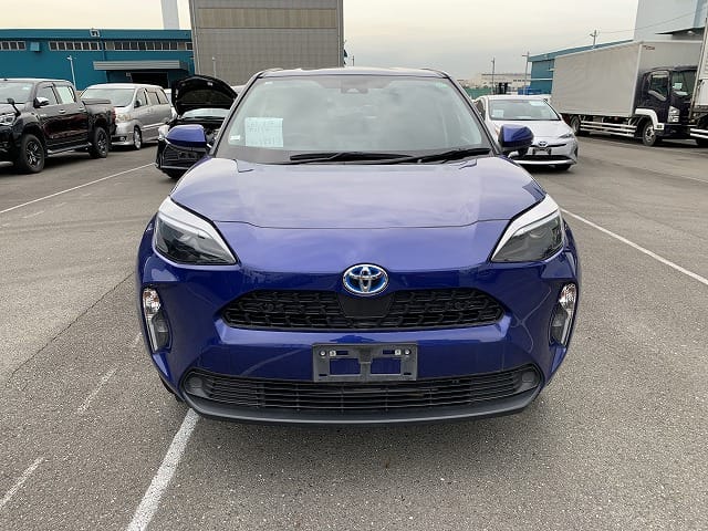 2022 Blue Toyota Yaris Cross