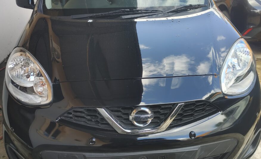 2022 Black Nissan March