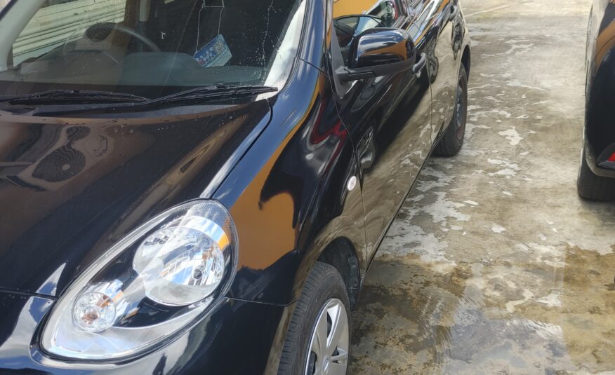 2022 Black Nissan March