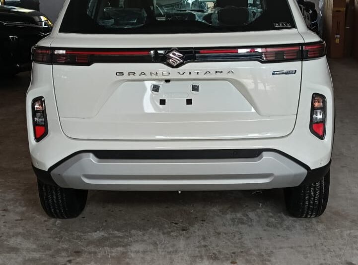 2025 White New Suzuki Grand Vitara Delta Package