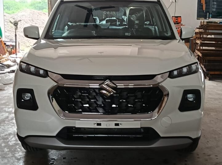 2025 White New Suzuki Grand Vitara Delta Package