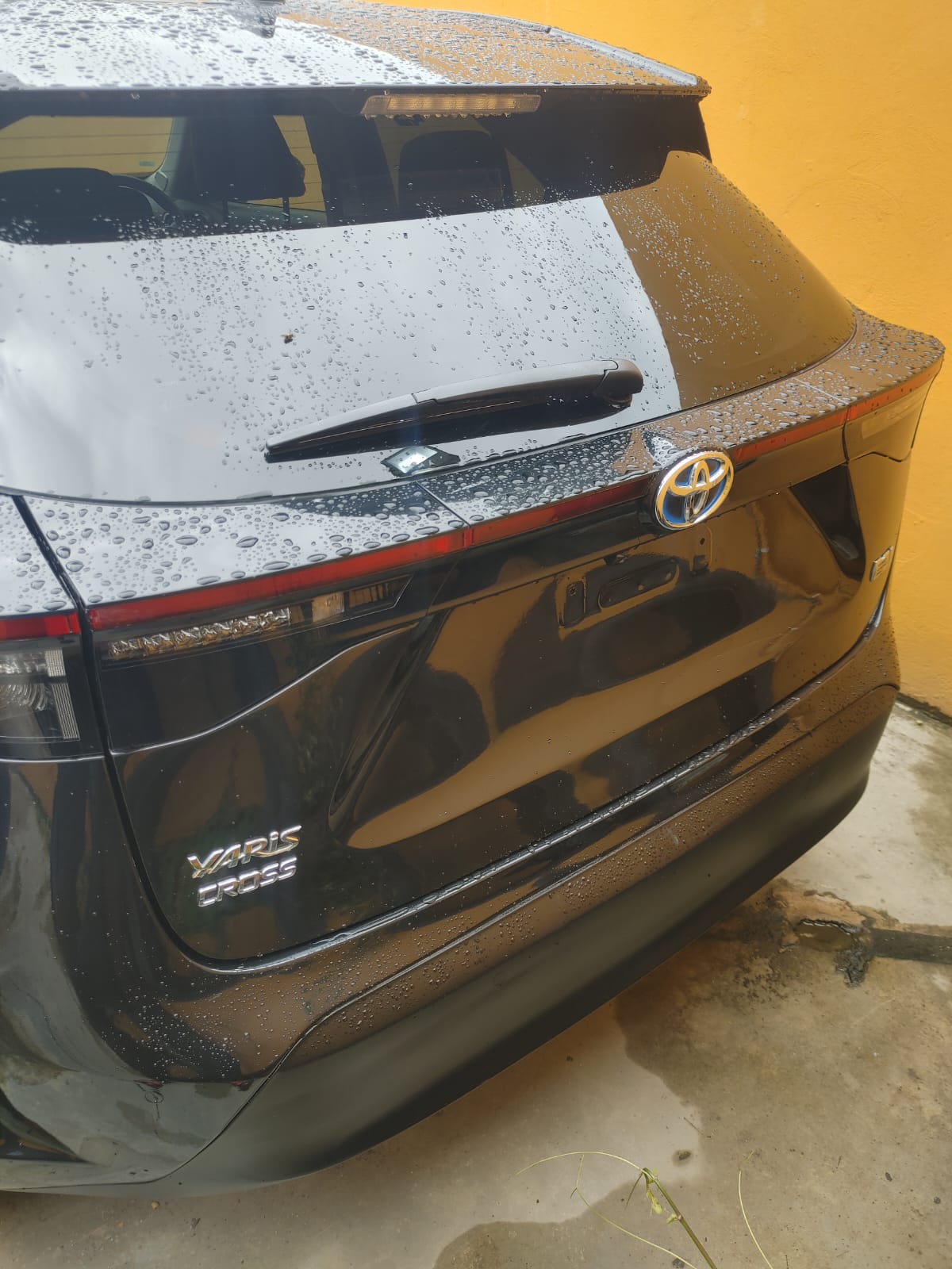 2022 Black Yaris Cross Z(reserved)