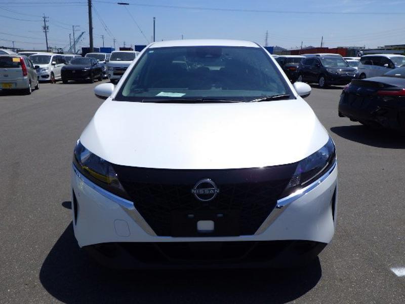 2023 White Nissan Note