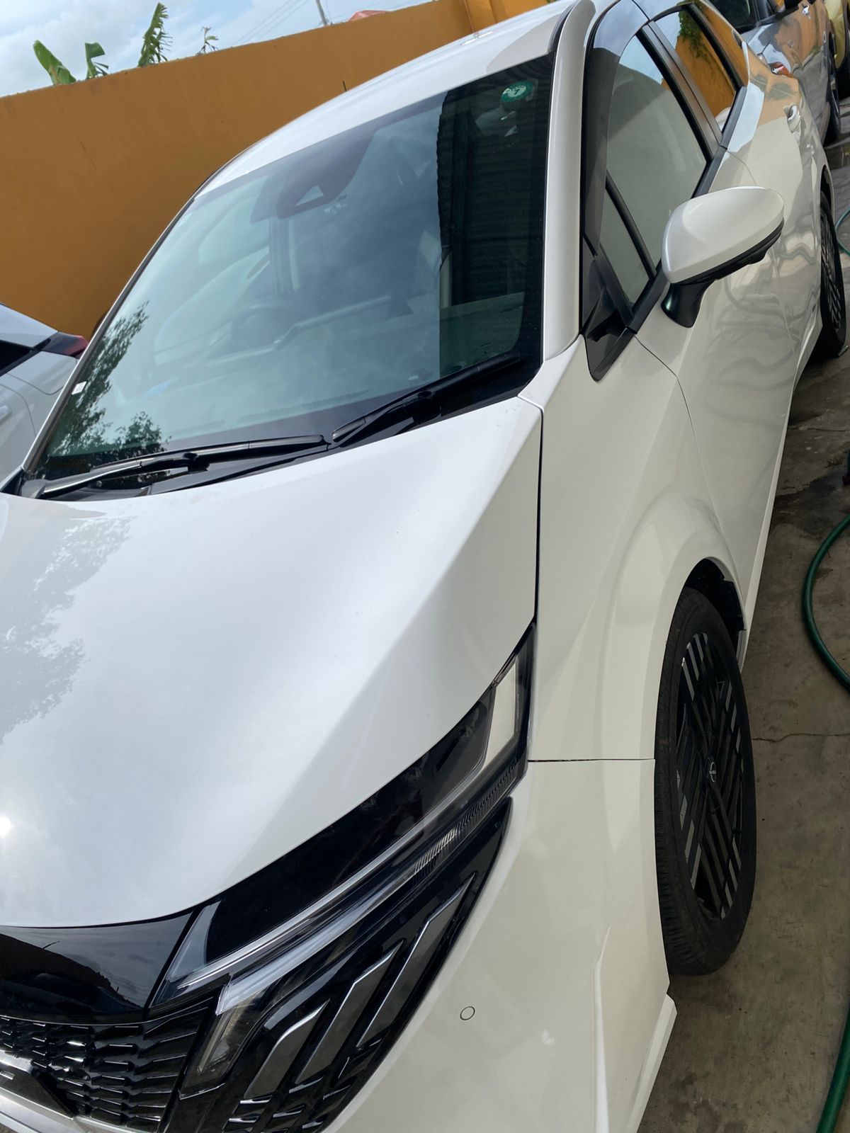 2024 White Nissan Aura