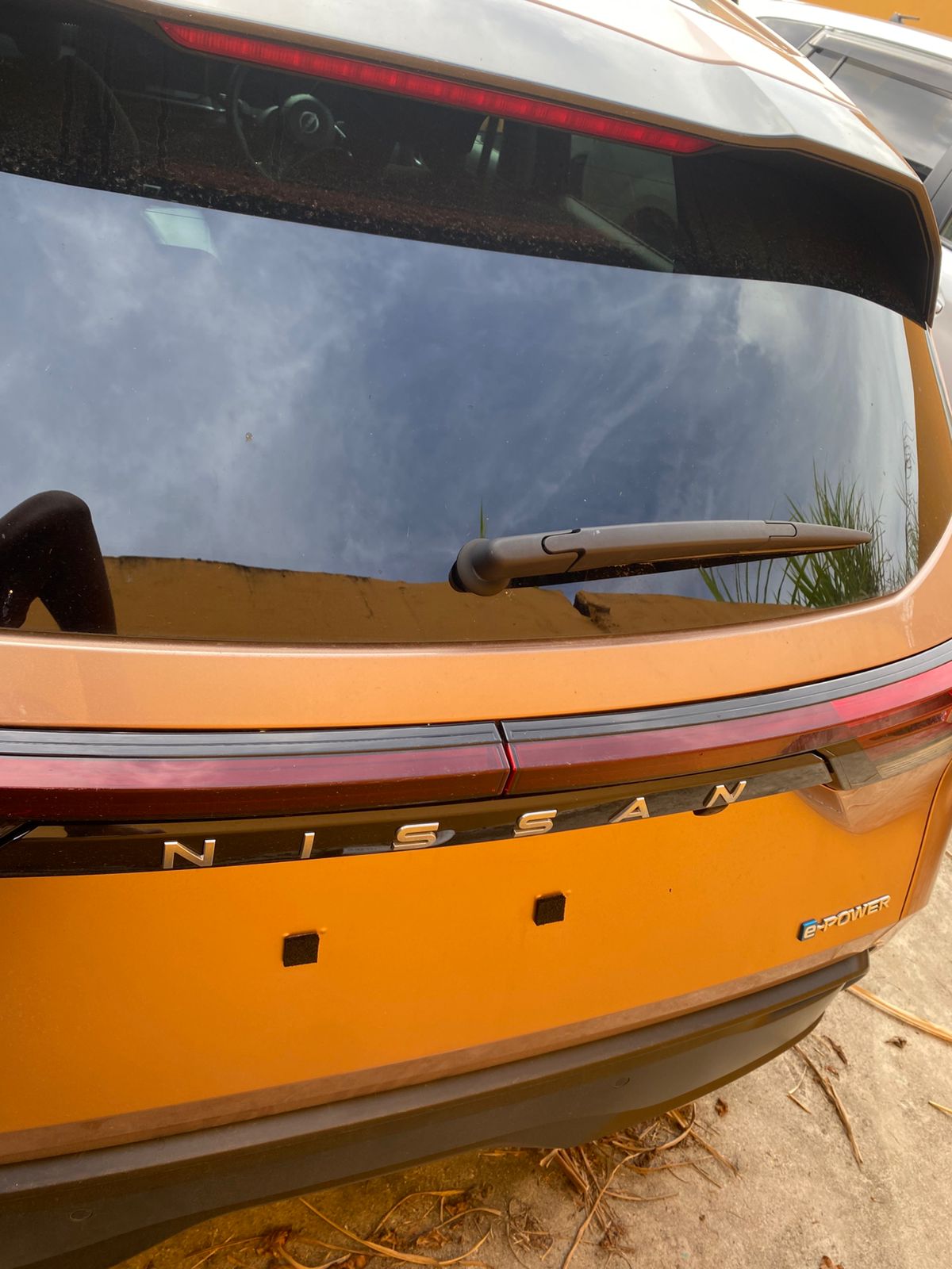 2023 Bronze Nissan Note