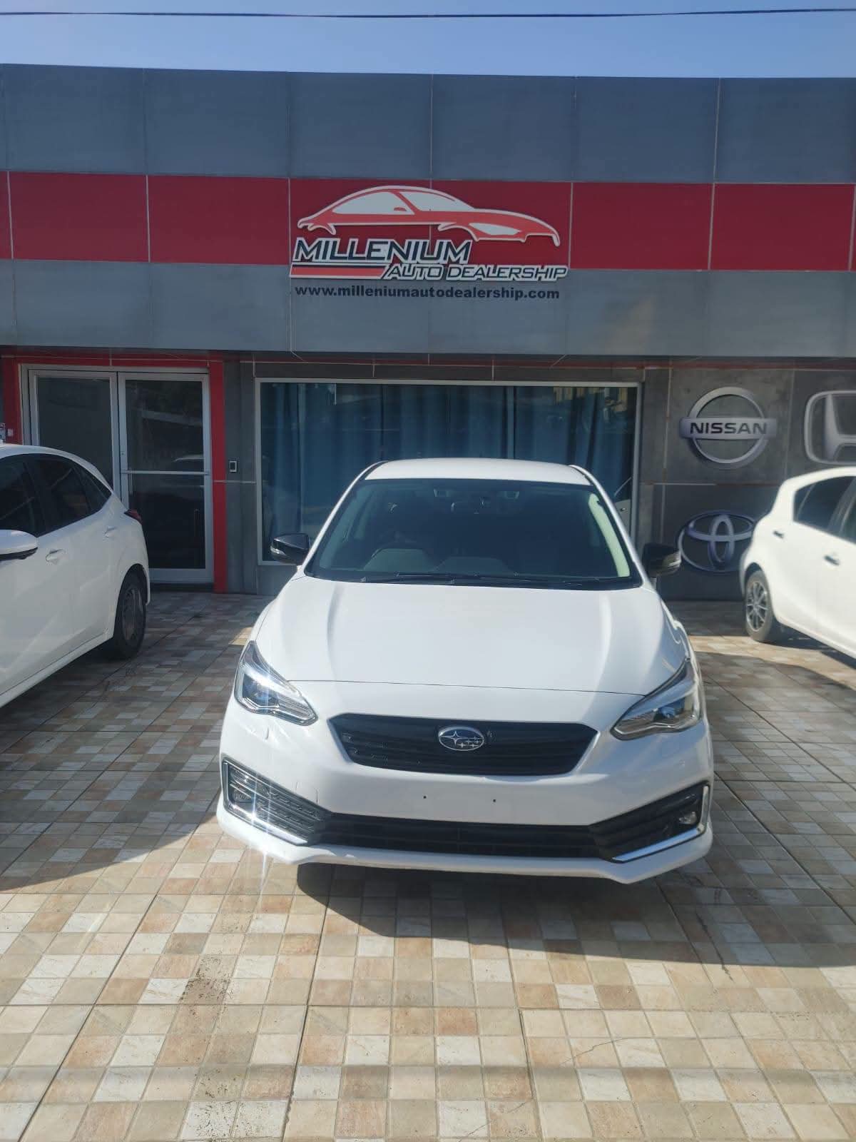2022 White  Subaru Impreza Sport Wagon Gas